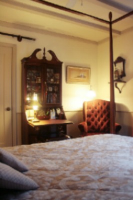 Room and Bath - Facilities - Moore House Bed and Breakfast
